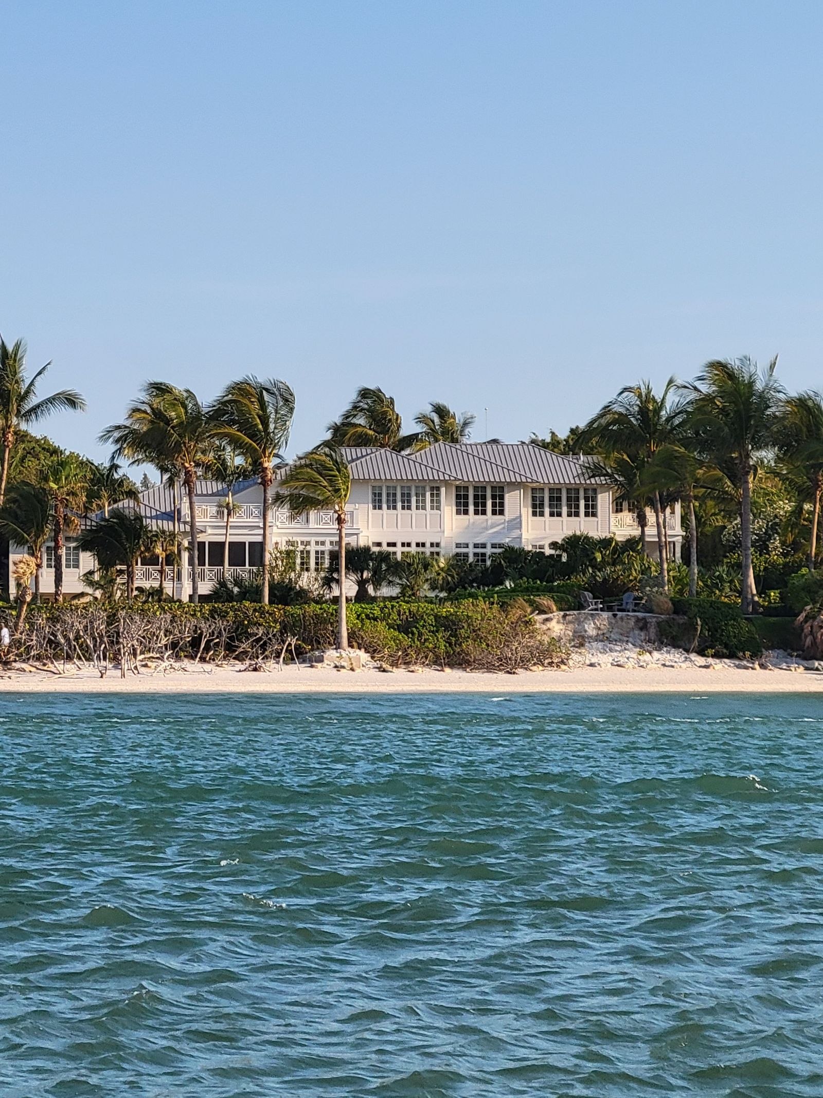 Home Watch in Summer Beach: Watching an Oceanfront Condo or Home Near the Ritz-Carlton