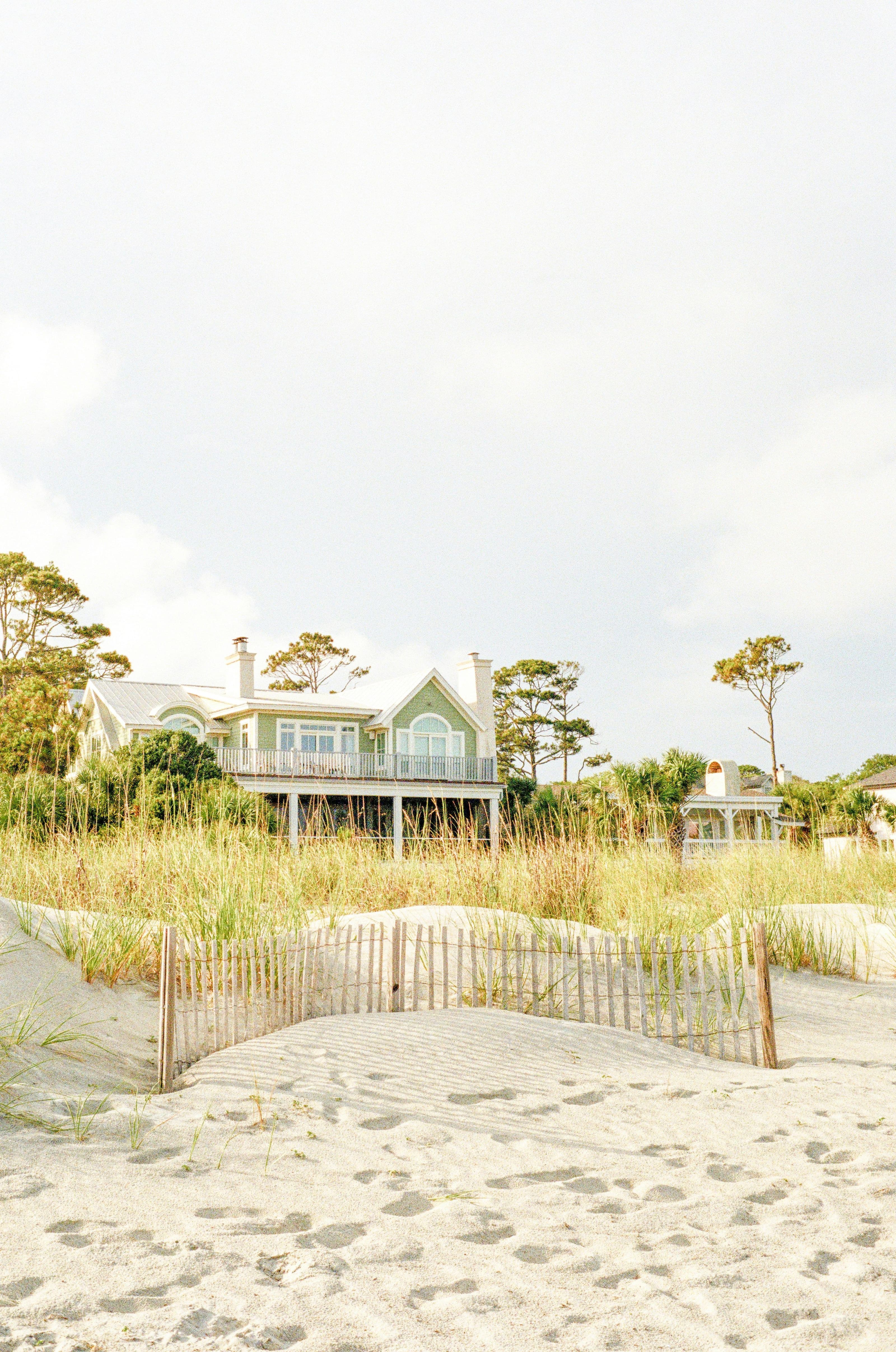 Home Watch vs. House Sitter: Which Does Your Amelia Island Home Need?